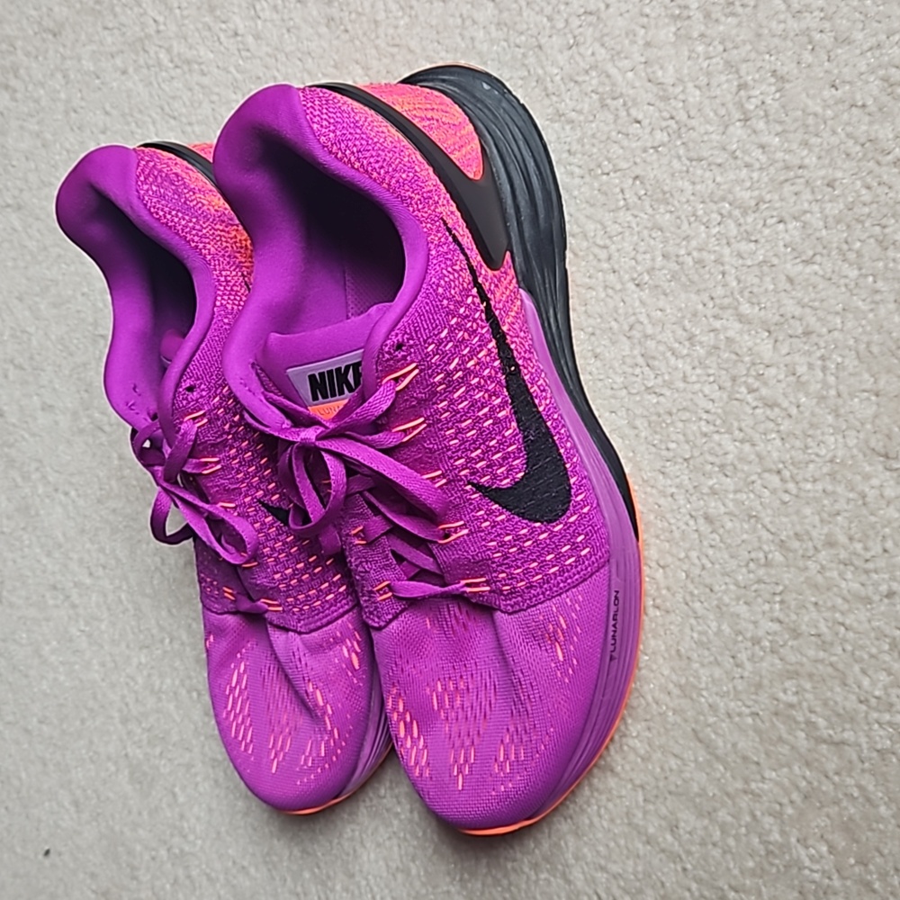 Nike shoes